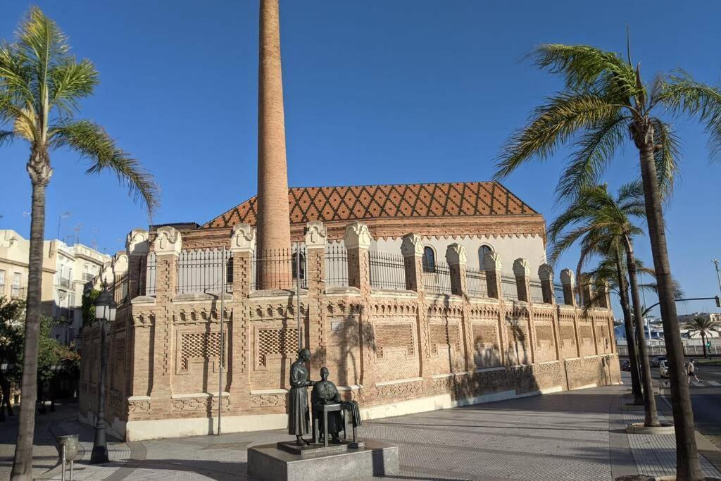 Lindo Apartamento En El Centro Historico De Cadiz Bagian luar foto